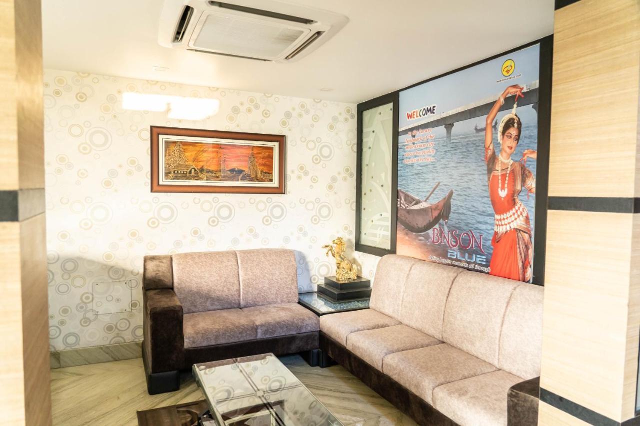 Hotel Bnson Blue Cuttack Eksteriør billede