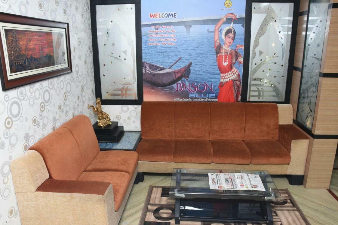 Hotel Bnson Blue Cuttack Eksteriør billede